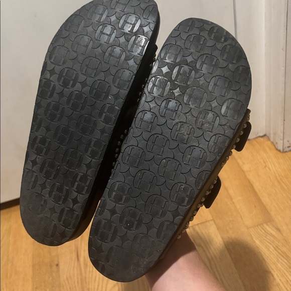 BIRKENSTOCK x Heidi Klum studded jewel gizeh sandals - Picture 9 of 10